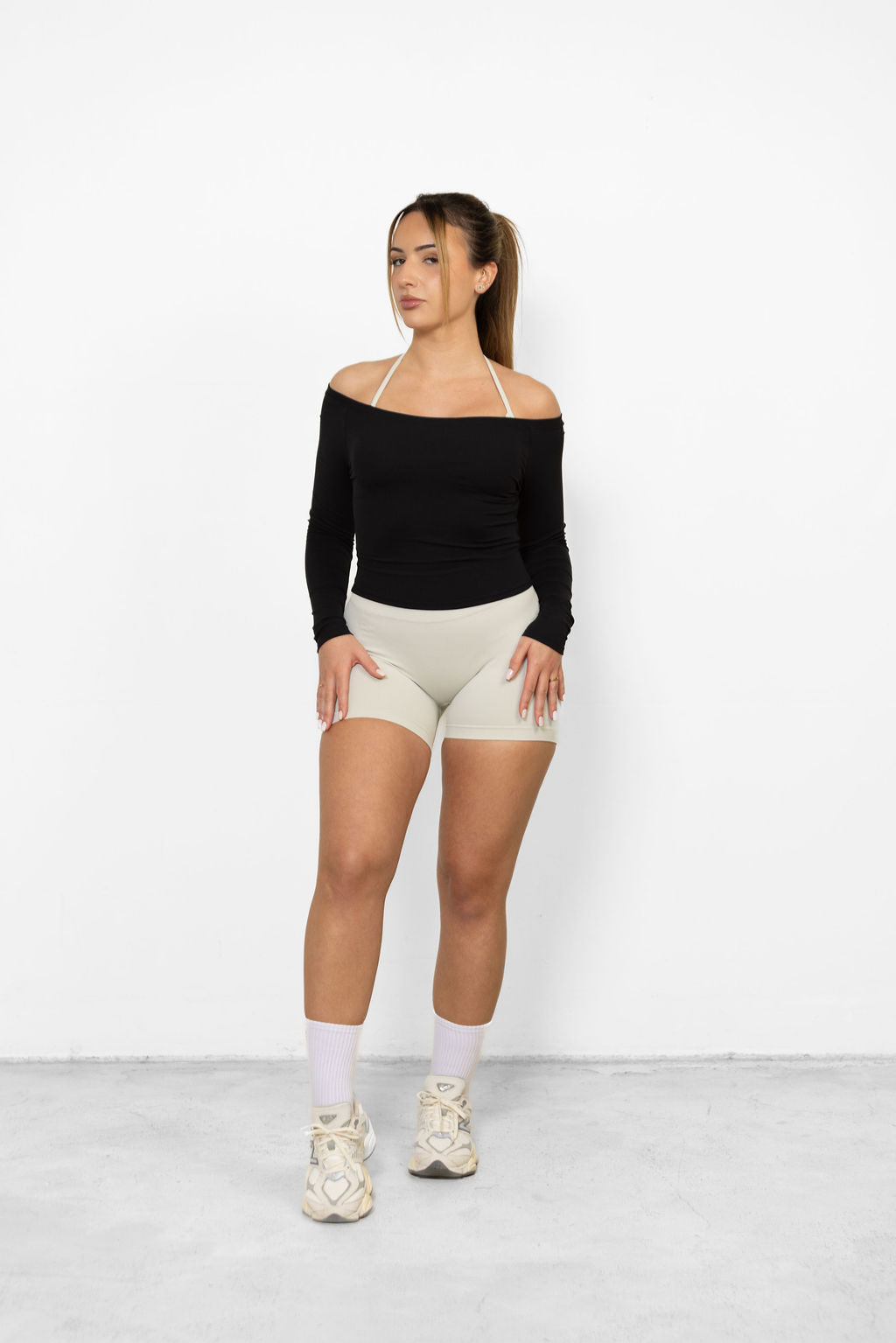 Off the Shoulder Long Sleeve - Black