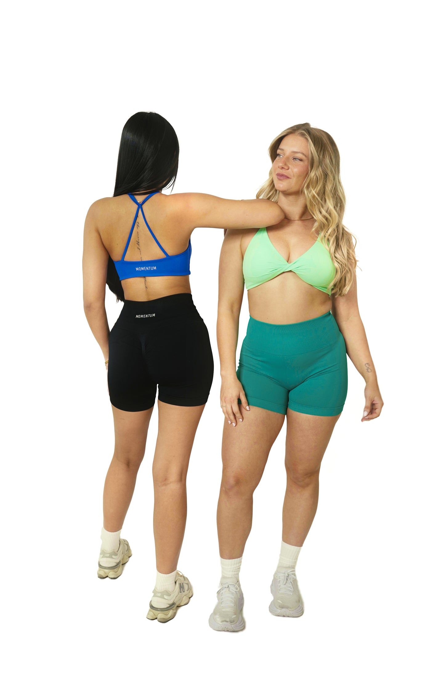 SEAMLESS SCRUNCH SHORTS - GREEN