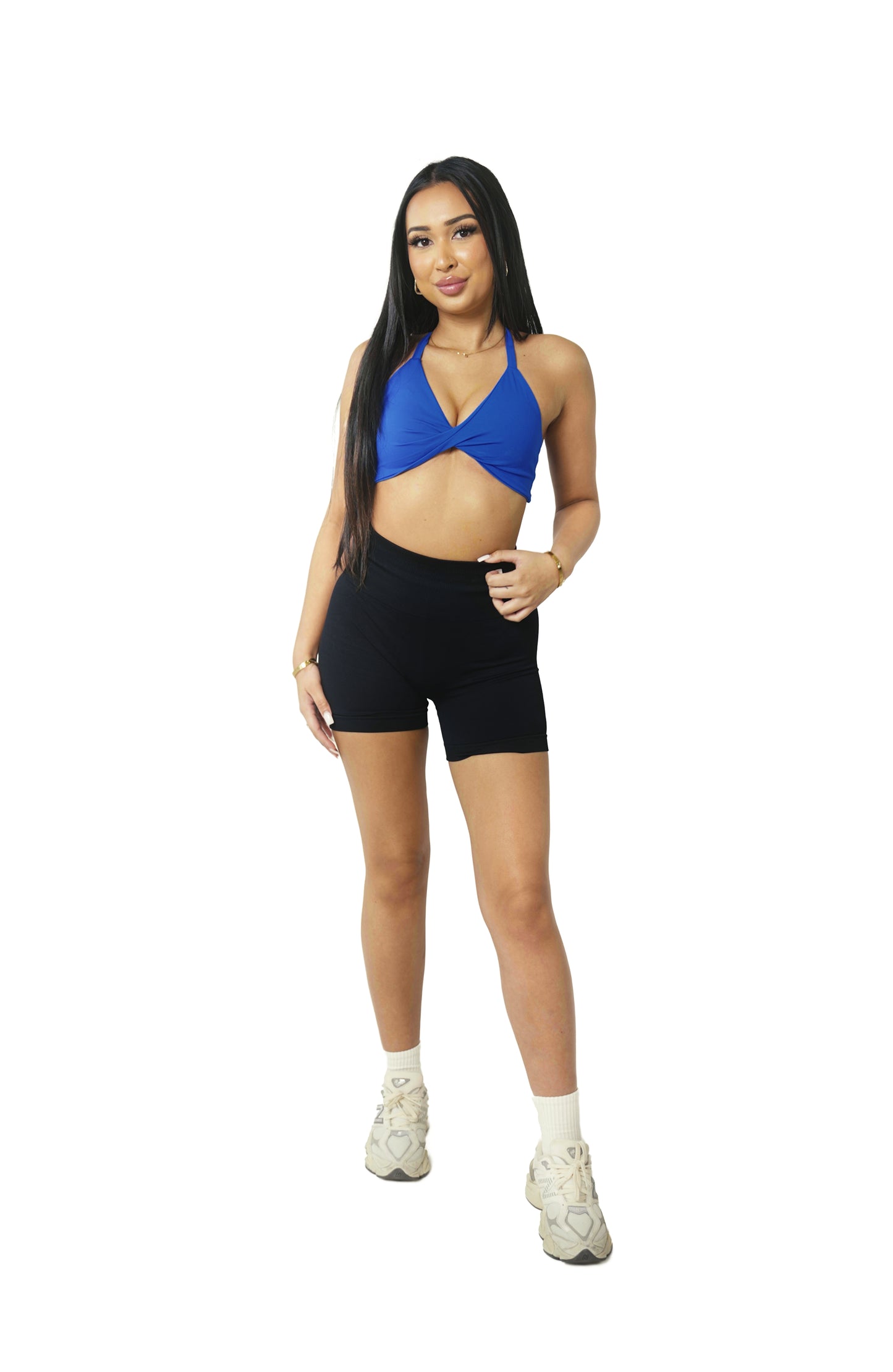 SEAMLESS SCRUNCH SHORTS - BLACK