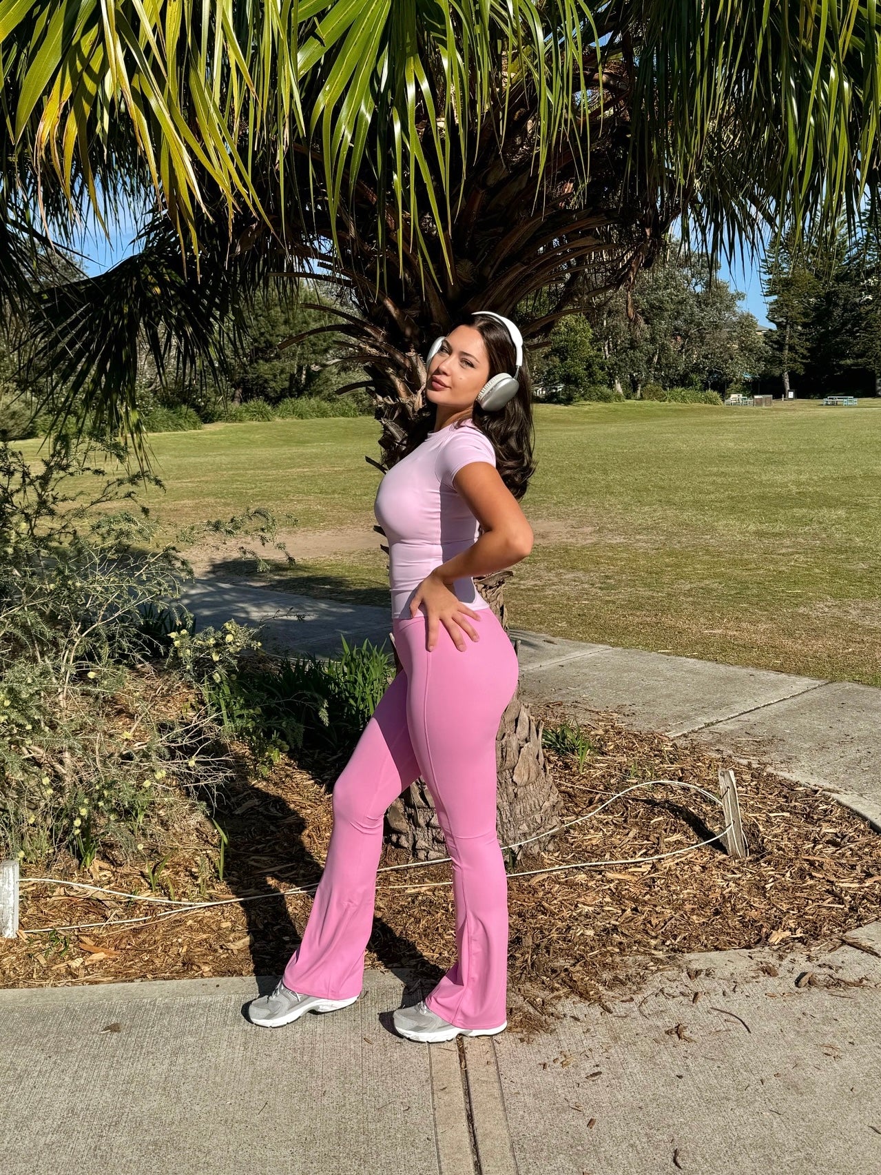 ARIA FITTED TEE - BABY PINK