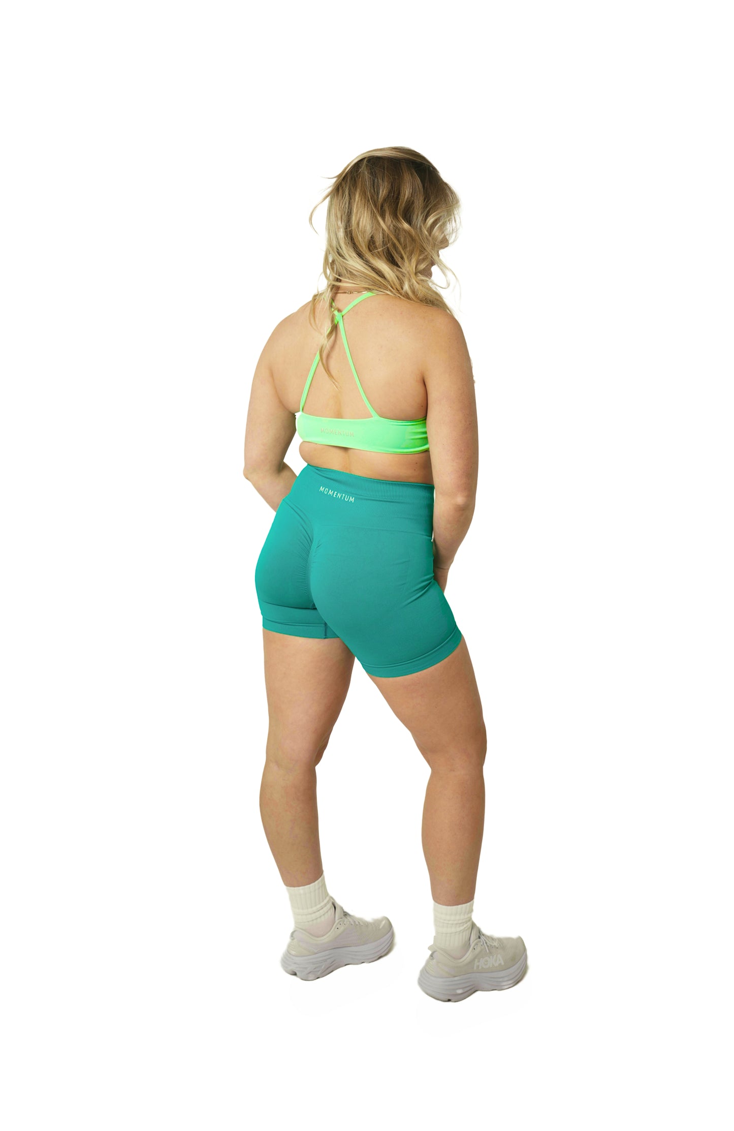 SEAMLESS SCRUNCH SHORTS - GREEN