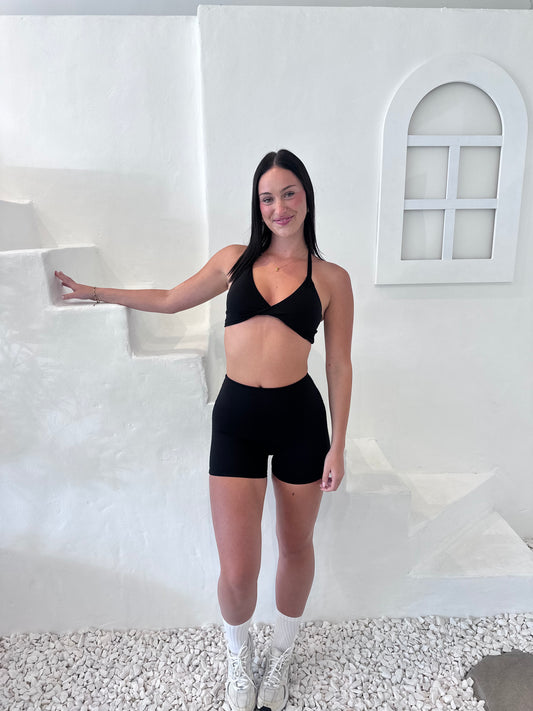 SIGNATURE TWIST CROP - BLACK