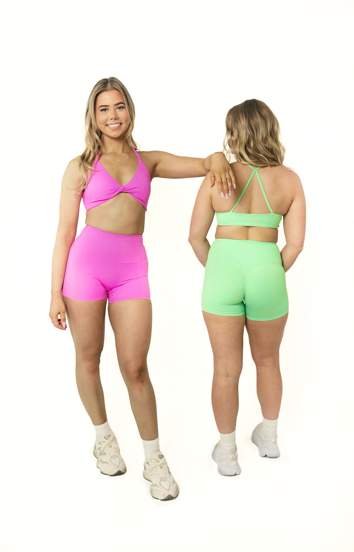 SIGNATURE MINI SHORTS - BLOSSOM PINK